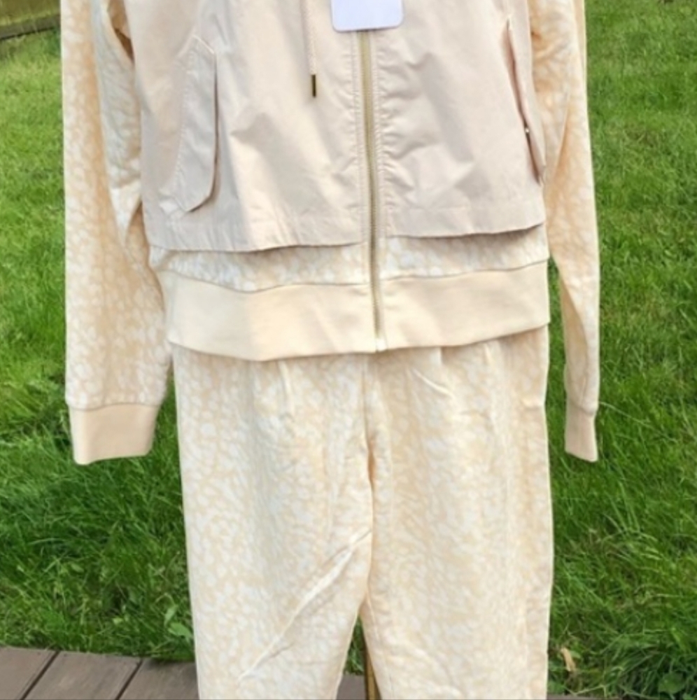 Fabletics Track Jacket And Jogger Set Xs - image 3